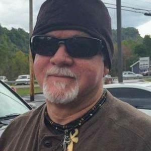 Meet your Posher, Shay